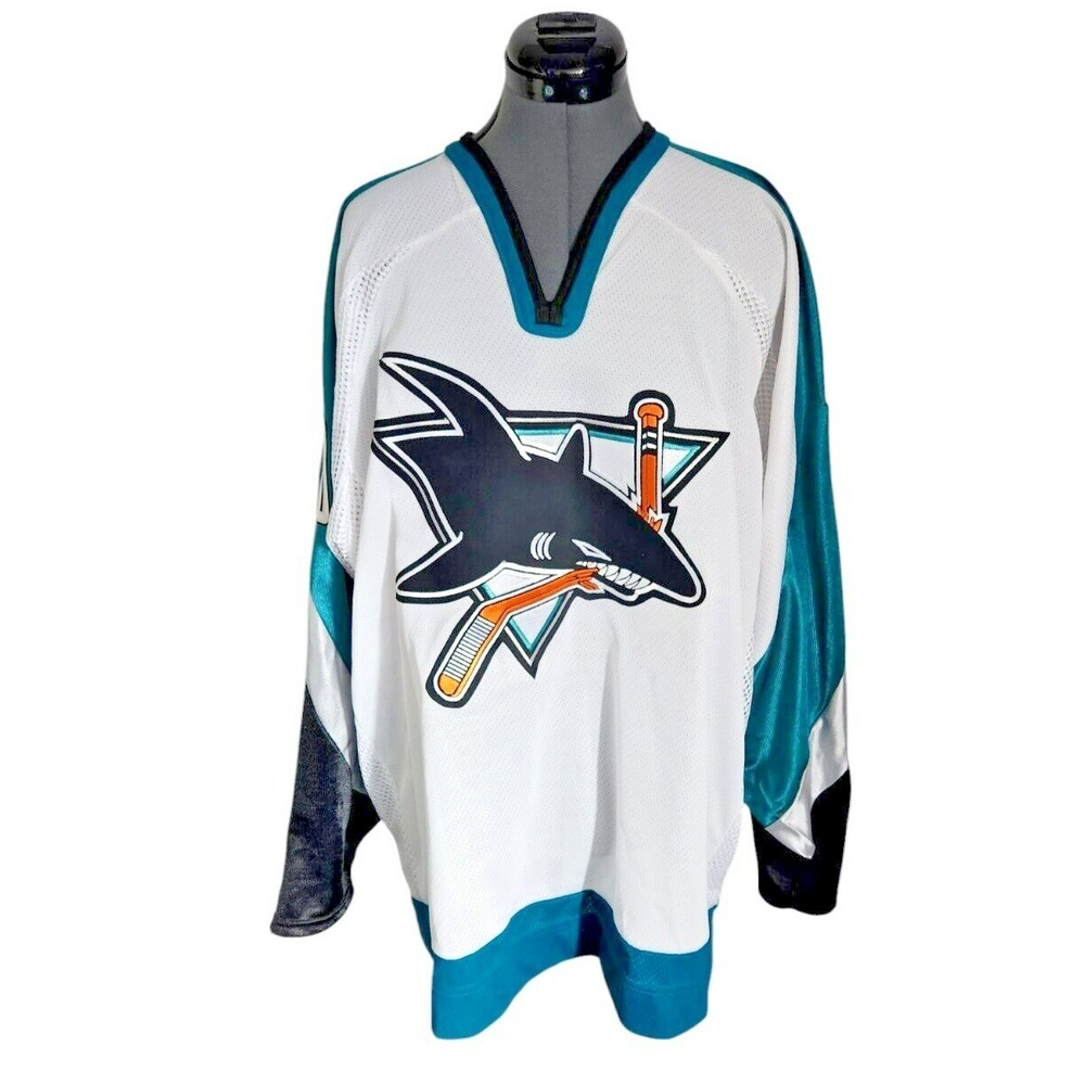 Vintage CCM San Jose Sharks Williams 50 Hockey Jersey XL White Teal NHL Canada